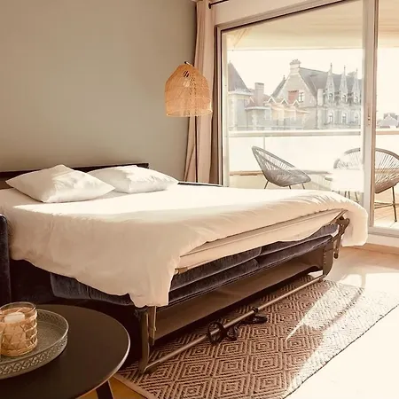 شقة Sofitel Miramar Terrace
